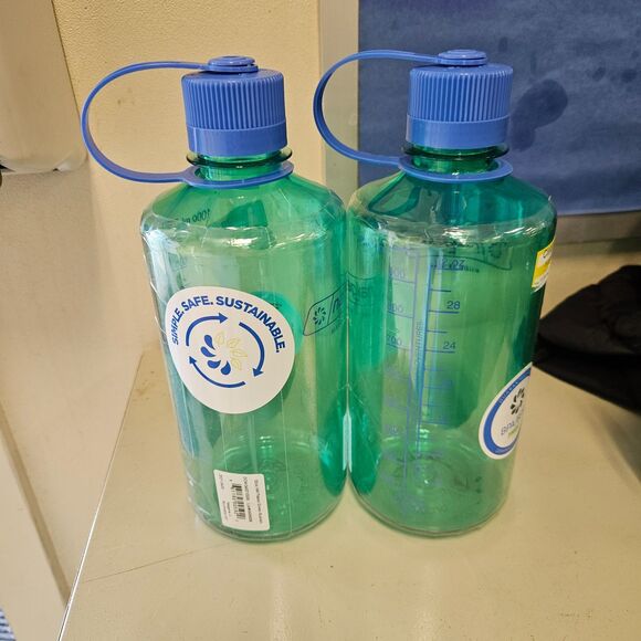 NALGENE Green Sustain Narrow Mouth 32 oz Water Bottles Set of 2 NWT - Picture 1 of 4